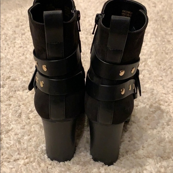 Apt 9 black faux suede ankle boots, gold hardware - Picture 5 of 8